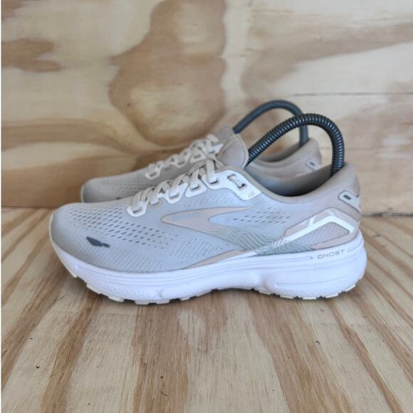 Brooks - Ghost 15 - Running Shoes - White - Women's - 6(B) - 1203801B189 - Picture 3 of 9